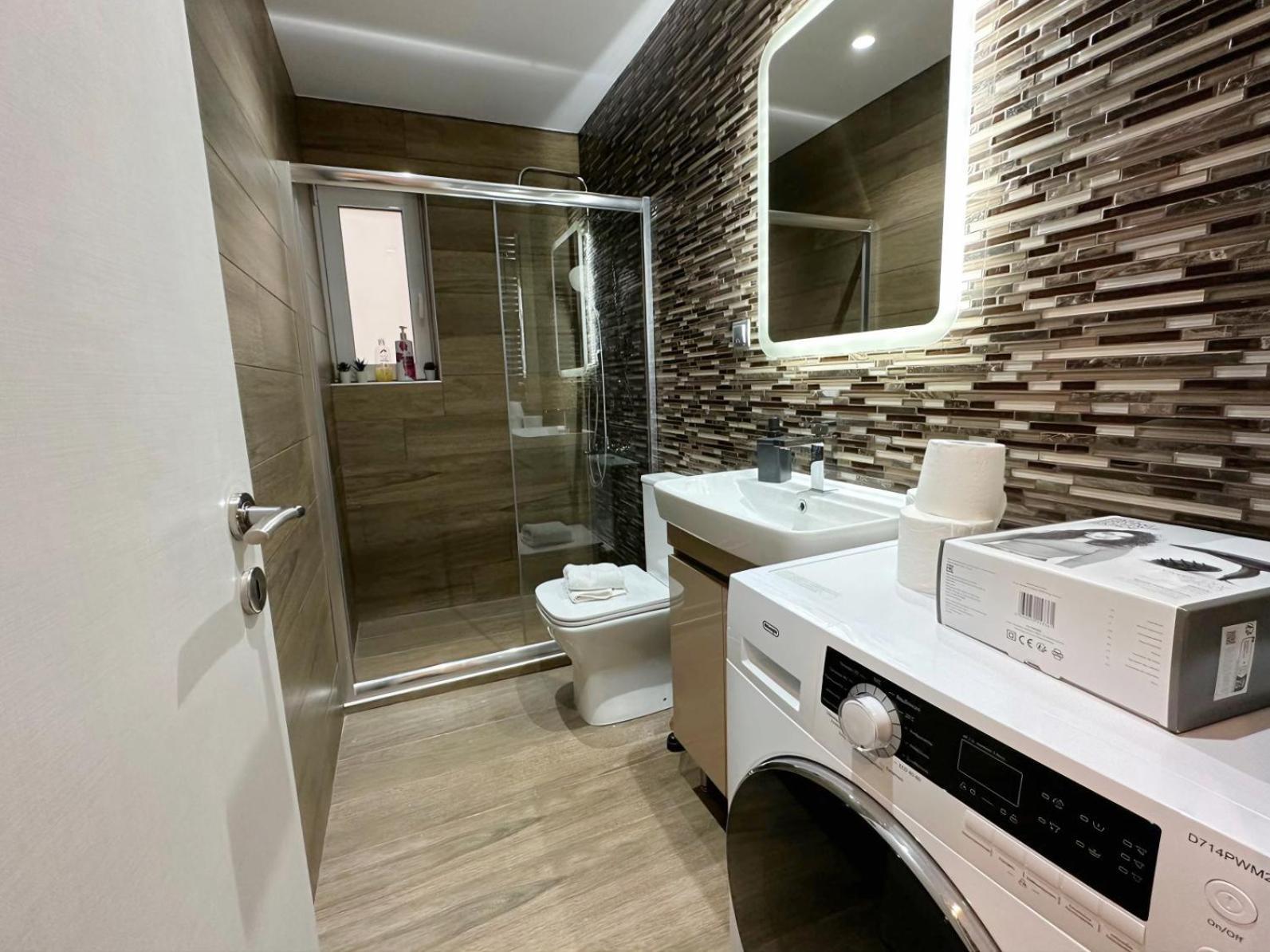 Wsd Sfaelou Apartment Hotel Атина Екстериор снимка
